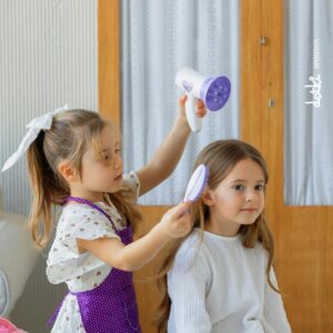 Jak czesać dziecięce włosy? Sprawdzone techniki bez bólu i łez